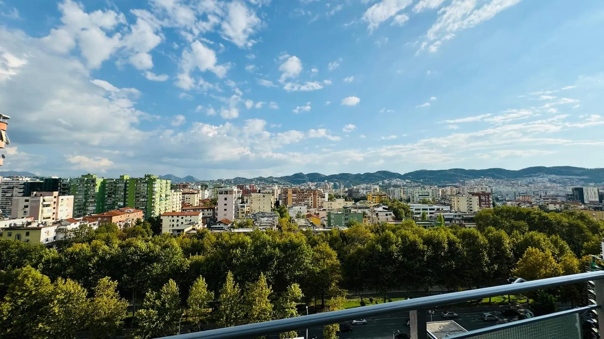 Apartment Urban Serenity City Skyline Premium - Blloku Tirana