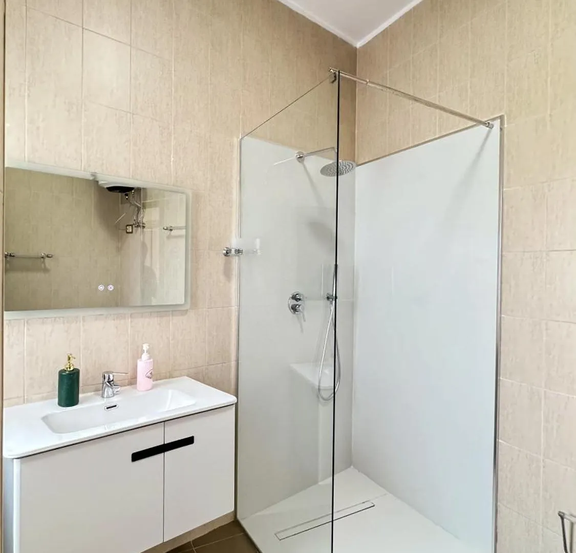 Urban Serenity City Skyline Premium - Blloku Tirana